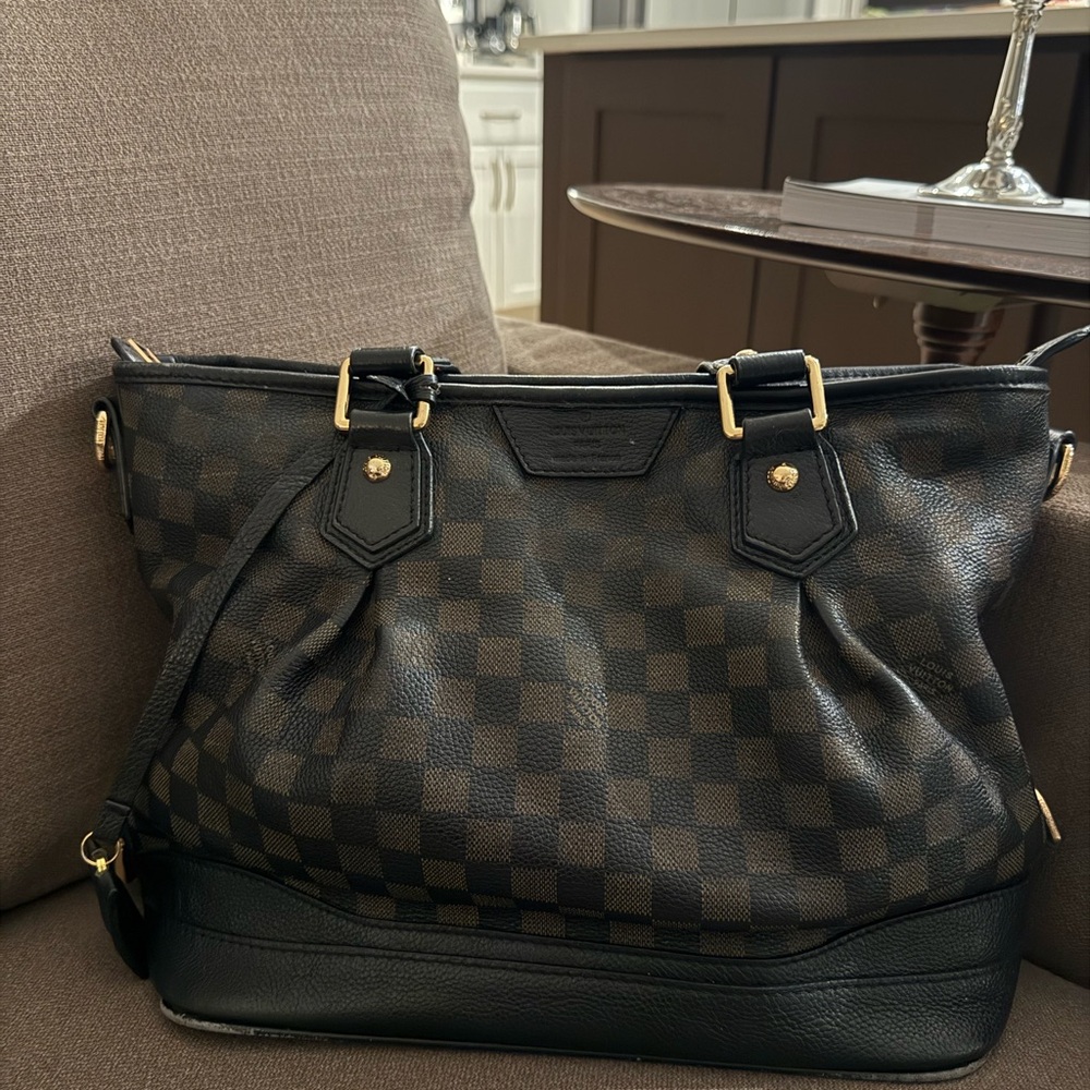 Louis Vuitton Damier Ebene Shoulder Bag Padlock Key Holder Gold Hardware